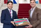 Hidrovía y más conectividad, ejes de la reunión entre Pullaro y el presidente paraguayo Santiago Peña