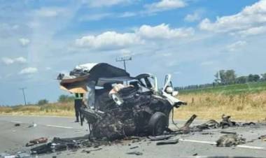PARTE DE PRENSA //RELACIONES POLICIALES U.R. XVI- Accidente de tránsito sobre ruta Nacional Nº11