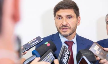 Pullaro sobre el transporte: “Otra vez nos dejan solos”