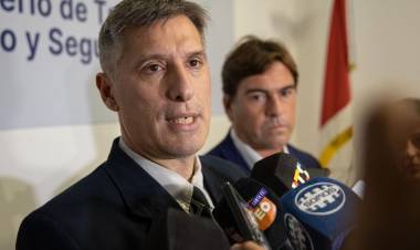   Olivares: “No queremos que trasladen al Iapos lo que no han podido trasladar a los beneficiarios de medicina prepaga”   