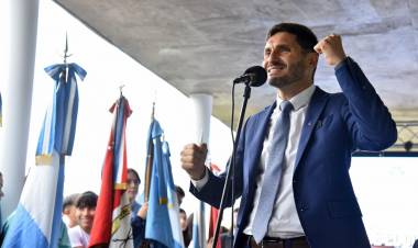 Pullaro: “La educación es el motor del crecimiento”