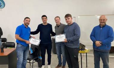 Histórico torneo de ajedrez en el Instituto 20