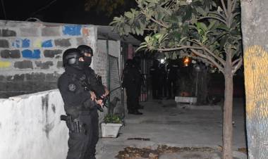 En 6 meses, la PDI realizó 2.141 allanamientos, detuvo 2.286 personas y secuestró 230 armas