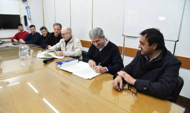 La EPE y la UTN Rosario firmaron un convenio para evitar “enganchados” al servicio de energía   