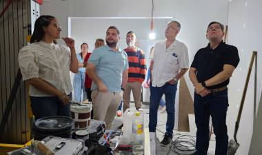 Rodrigo Borla//VISITA A INSTITUCIONES DE LA PENCA Y CARAGUATÁ Y DE GOBERNADOR CRESPO.