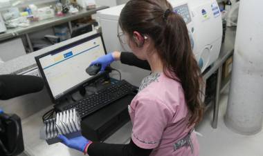 El laboratorio del Cemafé moderniza su equipamiento para fortalecer la respuesta en el centro-norte de la provincia