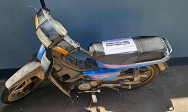 San Justo//PERSONAL DEL COMANDO RADIOELÉCTRICO SECUESTRÓ UNA MOTOCICLETA CON PEDIDO DE CAPTURA POR UNA CAUSA DE 2001