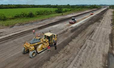 Más obras viales: el gobernador Pullaro anunció la reconstrucción de un segundo tramo de Ruta 1, entre Saladero Cabal y San Javier