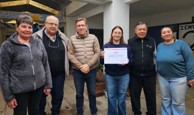 BORLA ENTREGÓ FONDOS POR MAS DE 40 MILLONES DE PESOS PARA INFRAESTRUCTURA EN TRES ESCUELAS DEL DEPARTAMENTO SAN JUSTO.
