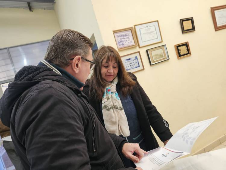 INVERSIÓN EN EDUCACIÓN: BORLA ENTREGÓ APORTES A ESCUELAS DEL DEPARTAMENTO SAN JUSTO.
